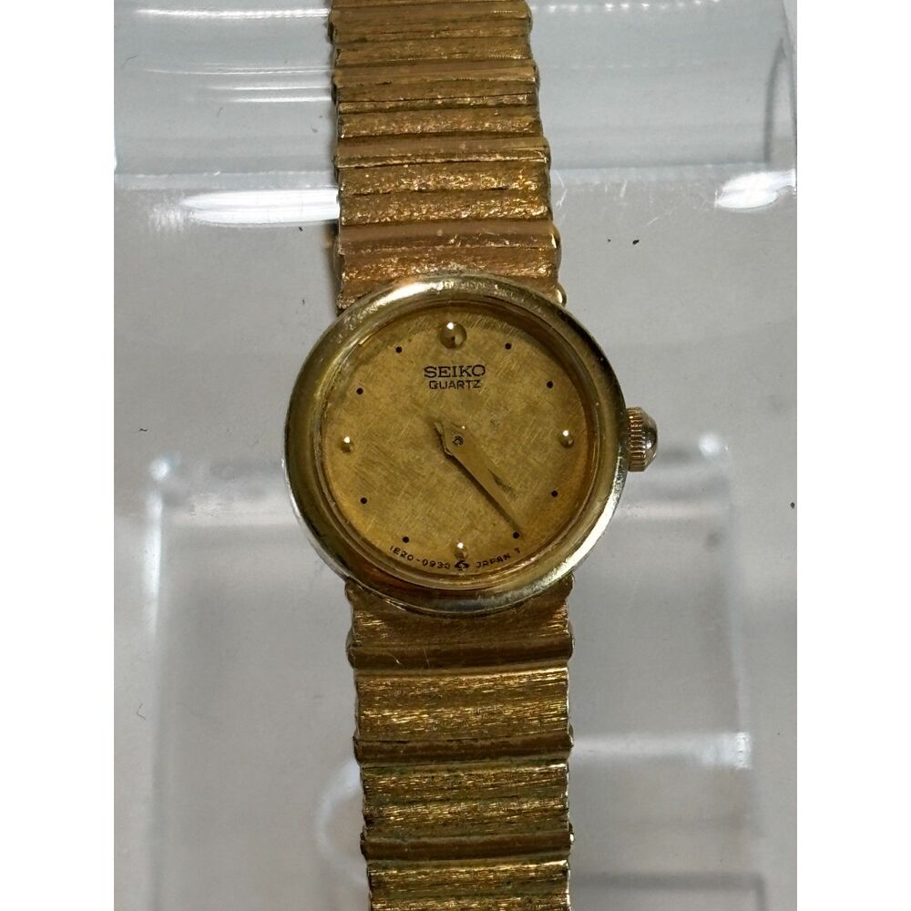 Seiko 1E20-0339 5j vintage small gold-tone quartz women's watch, working